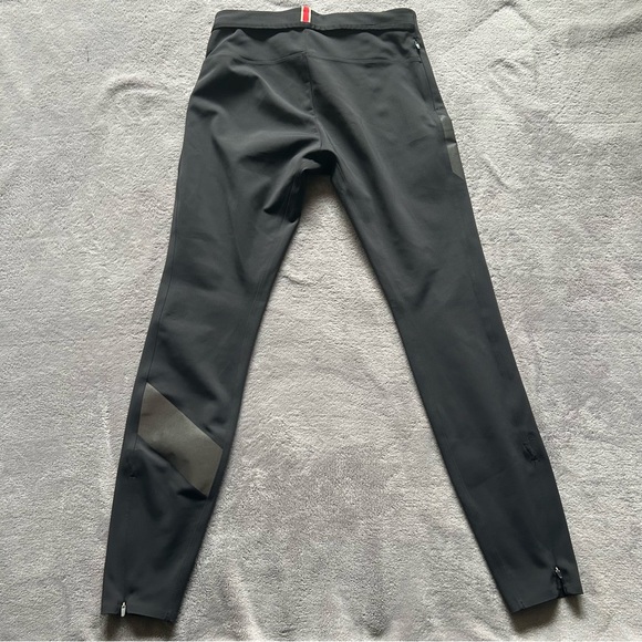 SOLD—Tracksmith NDO Tights in Black - Picture 9 of 11